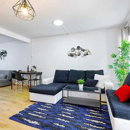 Appartement Beautiful And Spacious Flat In The Center Lisboa