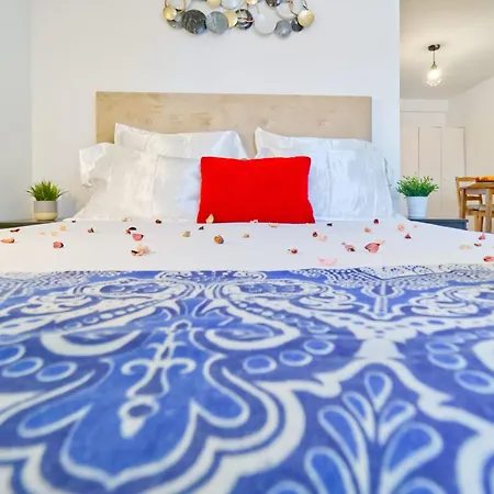Beautiful And Spacious Flat In The Center Apartment