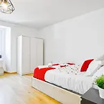 Beautiful And Spacious Flat In The Center Апартаменты
