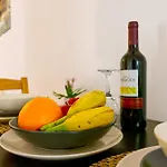 Апартаменты Beautiful And Spacious Flat In The Center