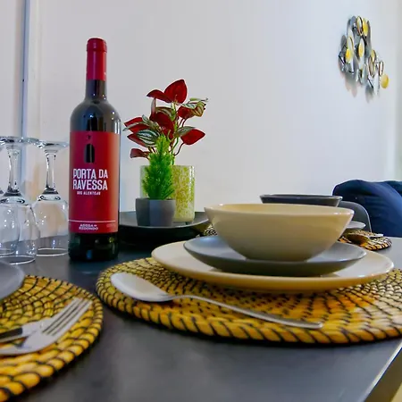Beautiful And Spacious Flat In The Center * 리스본