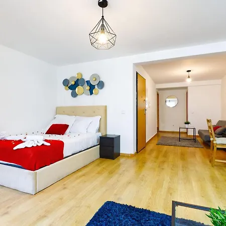 Beautiful And Spacious Flat In The Center * 리스본