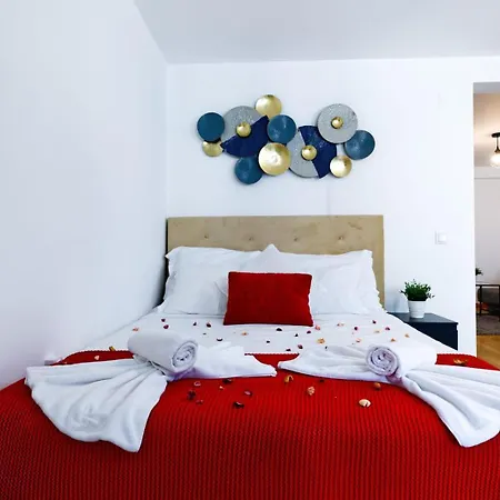 Beautiful And Spacious Flat In The Center Lägenhet