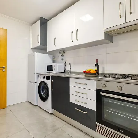 Beautiful And Spacious Flat In The Center Lägenhet