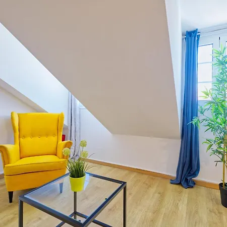 Apartment Beautiful And Spacious Flat In The Center Lisbon