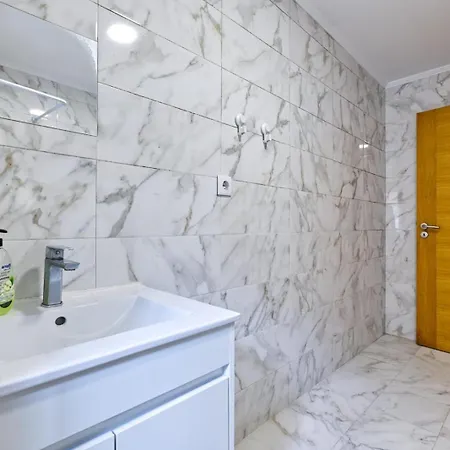 Lägenhet Beautiful And Spacious Flat In The Center Lisboa